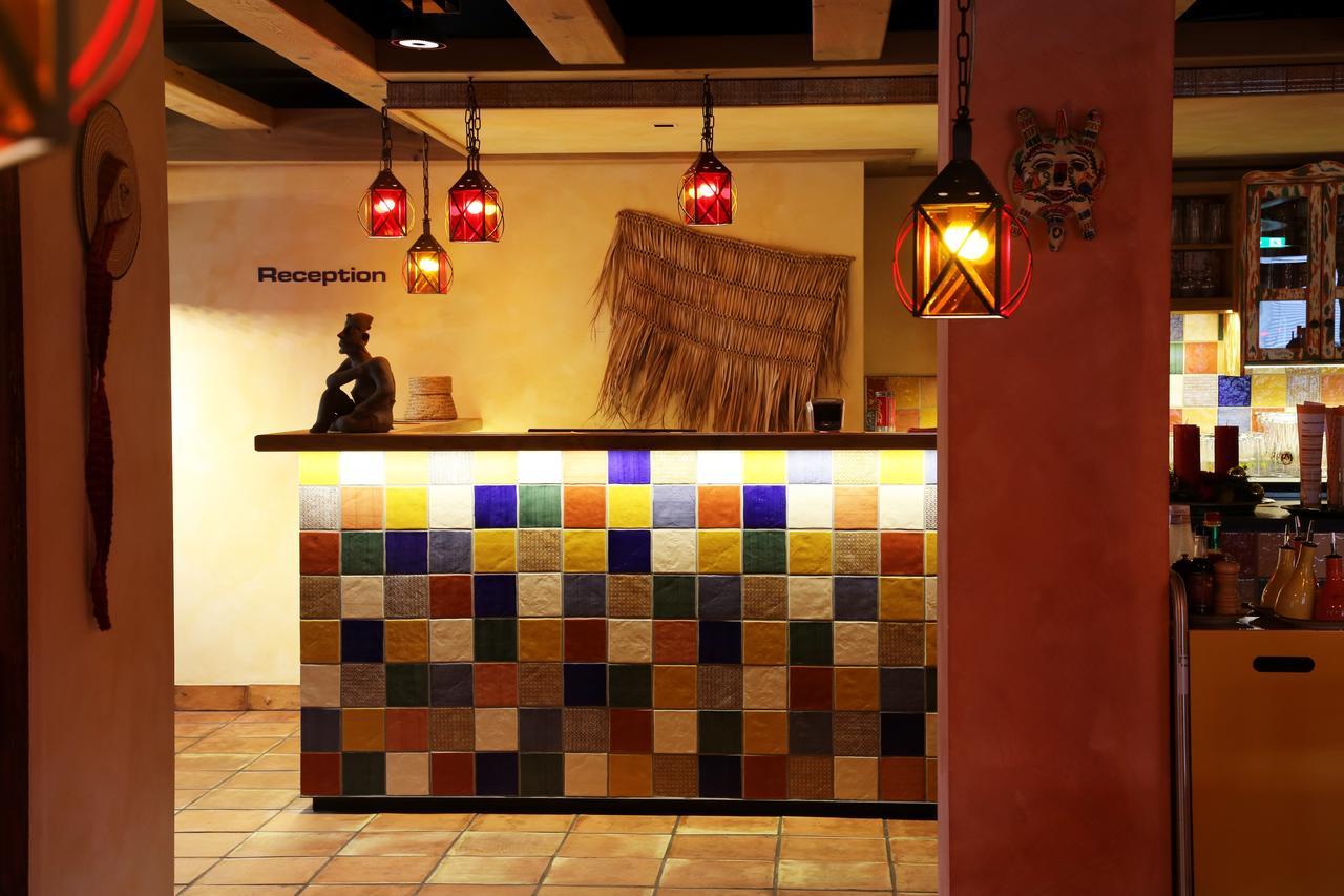 Schoftland Hotel Cinema 8 מראה חיצוני תמונה