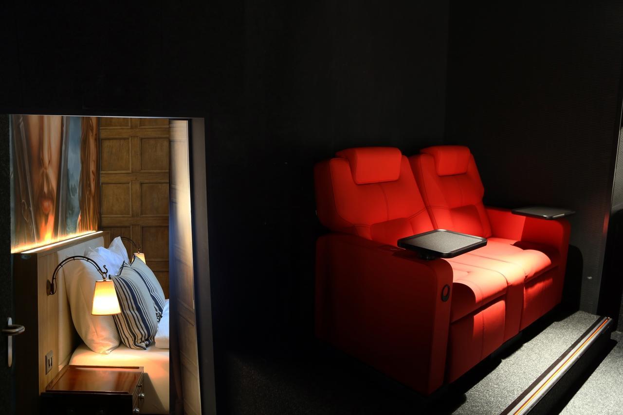 Schoftland Hotel Cinema 8 מראה חיצוני תמונה